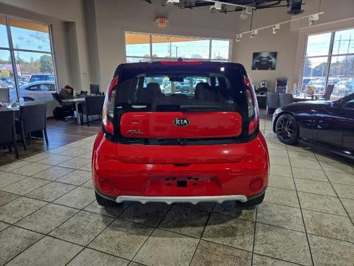2017 Kia Soul +