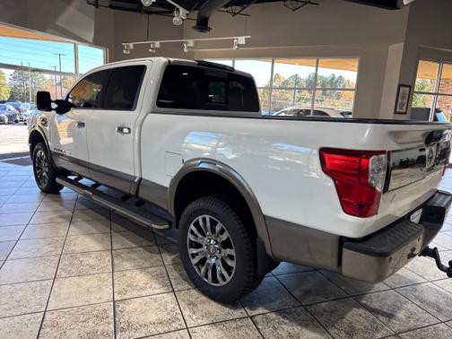 2017 Nissan Titan XD Platinum Reserve