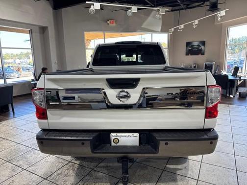 2017 Nissan Titan XD Platinum Reserve