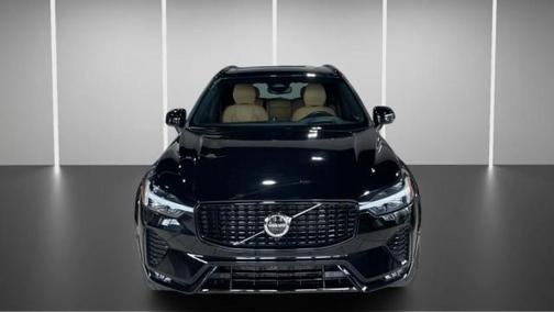 Onyx Black Metallic 2023 Volvo XC60 Ultimate Dark Theme