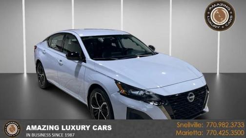 2025 Nissan Altima SR