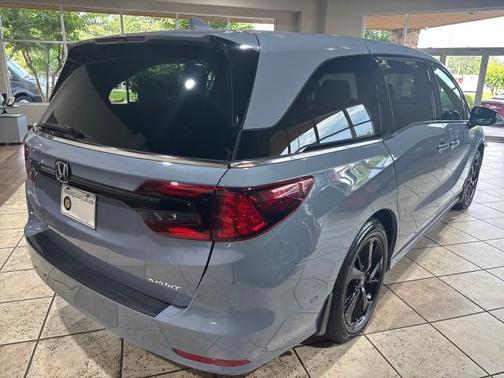 2024 Honda Odyssey Sport