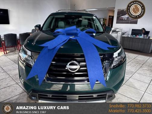 2023 Nissan Pathfinder SL