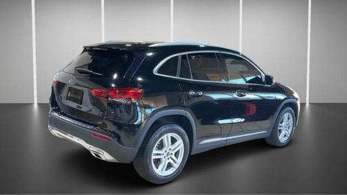Night Black 2022 Mercedes-Benz GLA 250 Base