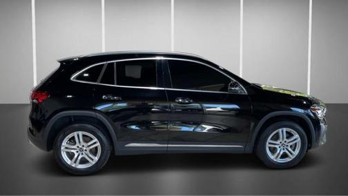 Night Black 2022 Mercedes-Benz GLA 250 Base