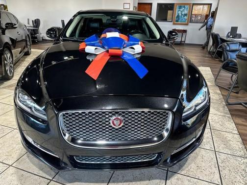 2016 Jaguar XJ XJL Portfolio