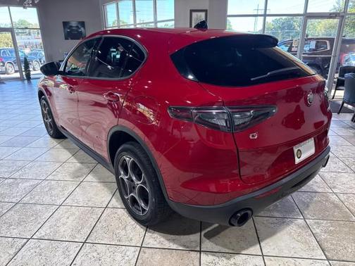 2024 Alfa Romeo Stelvio Sprint