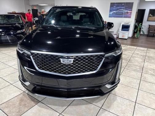 2022 Cadillac XT6 Premium Luxury FWD