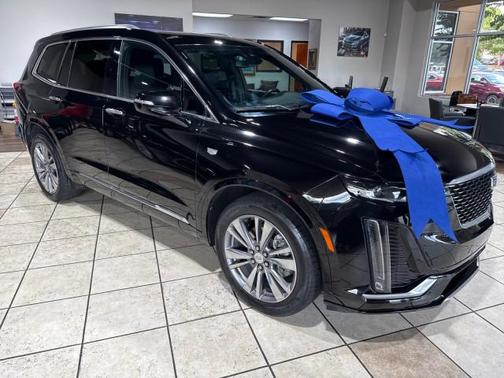 2022 Cadillac XT6 Premium Luxury FWD
