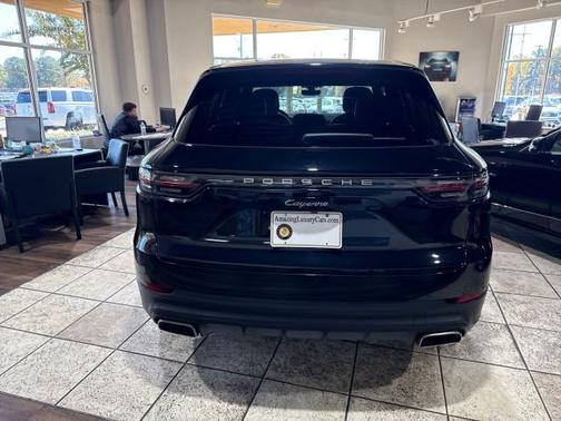 2022 Porsche Cayenne Cayenne