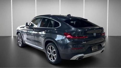 2022 BMW X4 xDrive30i
