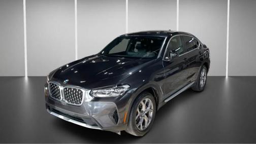2022 BMW X4 xDrive30i