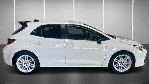 Ice Cap 2026 Toyota Corolla SE