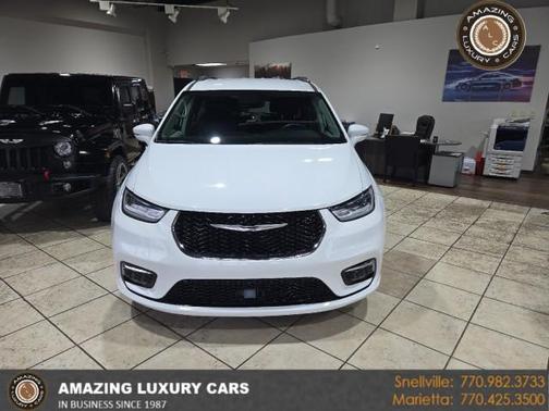 2022 Chrysler Pacifica Touring L