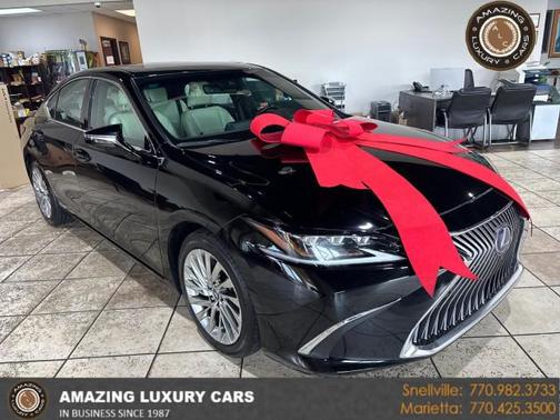 2021 Lexus ES 300h Ultra Luxury
