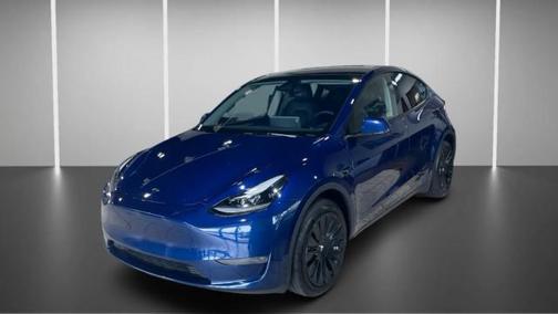 Deep Blue Metallic 2023 Tesla Model Y Long Range