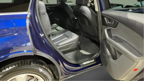 2024 Audi Q7 45 Premium Plus
