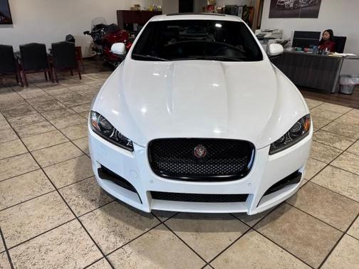 2015 Jaguar XF V6 Sport