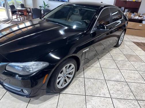 2015 BMW 528 528i