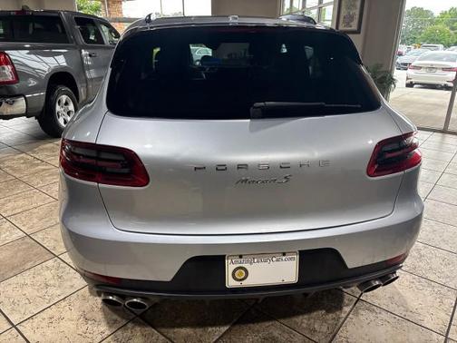 2018 Porsche Macan Base