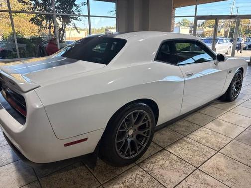 2016 Dodge Challenger SRT 392