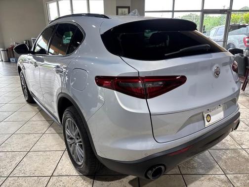 2022 Alfa Romeo Stelvio Sprint