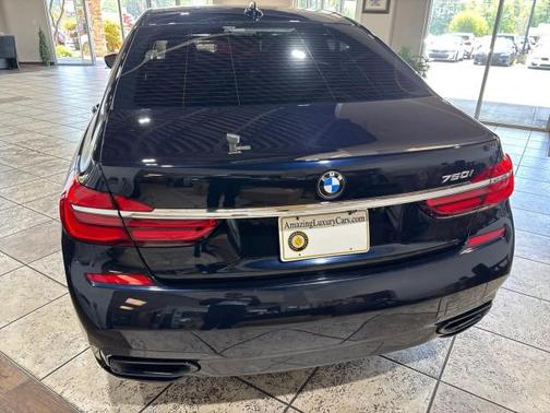 2019 BMW 750 I