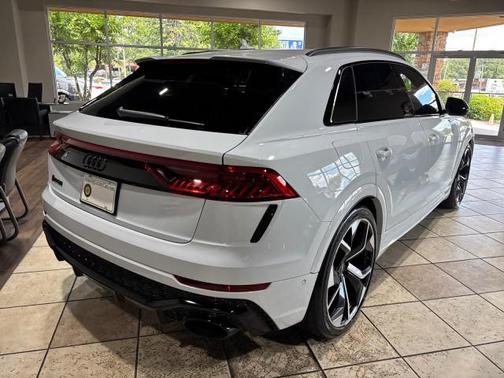 2024 Audi RS Q8 4.0T