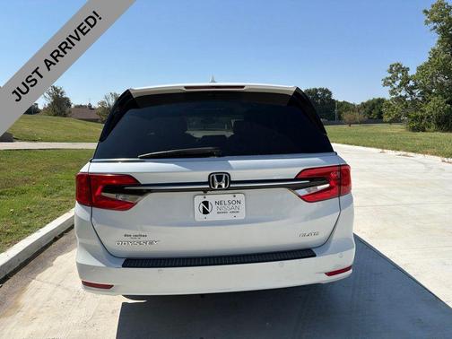 Platinum White Pearl 2022 Honda Odyssey Elite