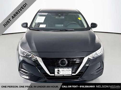 Super Black 2023 Nissan Sentra SV