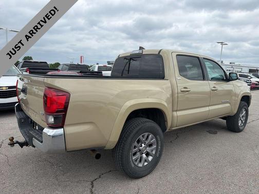 Quicksand 2019 Toyota Tacoma SR5