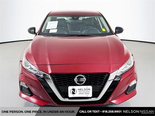 2020 Nissan Altima SR FWD