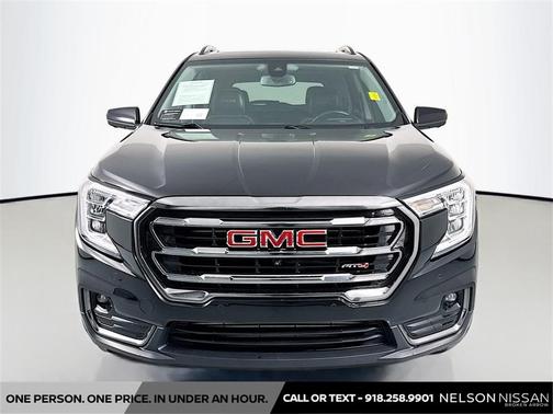 2023 GMC Terrain AWD AT4