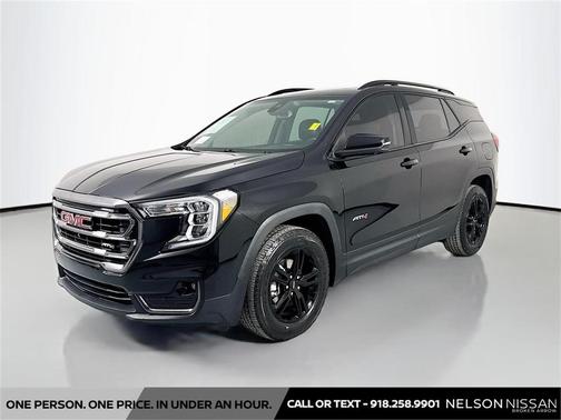 2023 GMC Terrain AWD AT4