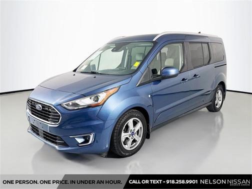 2019 Ford Transit Connect Titanium w/Rear Liftgate