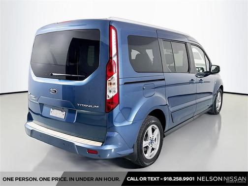 2019 Ford Transit Connect Titanium w/Rear Liftgate