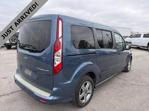 2019 Ford Transit Connect Titanium w/Rear Liftgate
