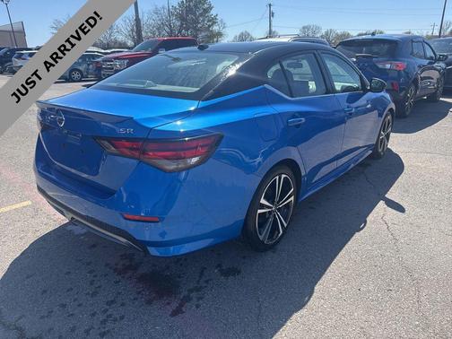 2022 Nissan Sentra SR