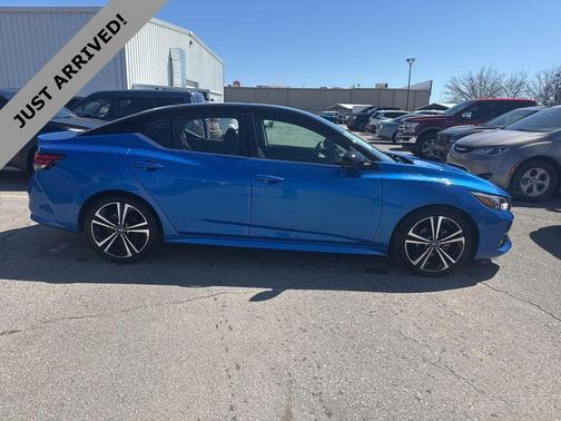 2022 Nissan Sentra SR