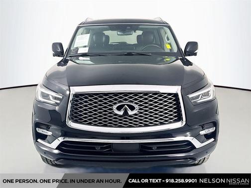 2023 INFINITI QX80 Luxe