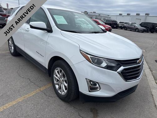 Summit White 2018 Chevrolet Equinox LT