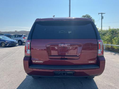 2017 GMC Yukon SLT
