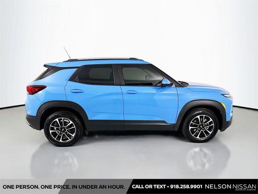 Fountain Blue 2024 Chevrolet Trailblazer LT