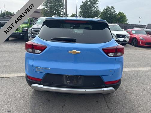 Fountain Blue 2024 Chevrolet Trailblazer LT