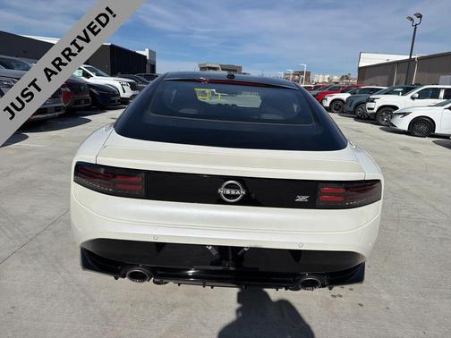 2025 Nissan Z Performance Automatic Transmission
