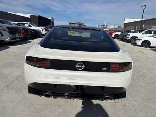 2025 Nissan Z Performance Automatic Transmission