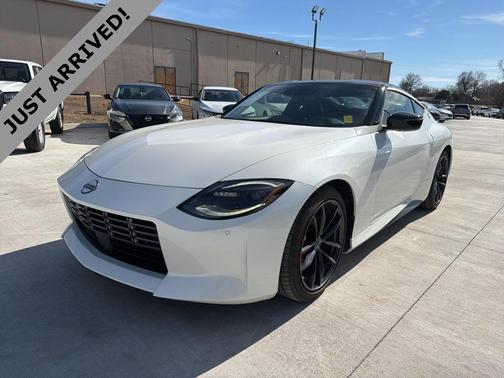 2025 Nissan Z Performance Automatic Transmission