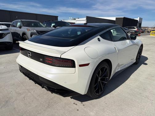 2025 Nissan Z Performance Automatic Transmission