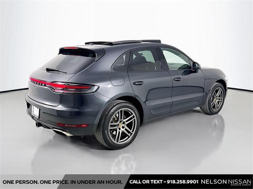 2020 Porsche Macan Base
