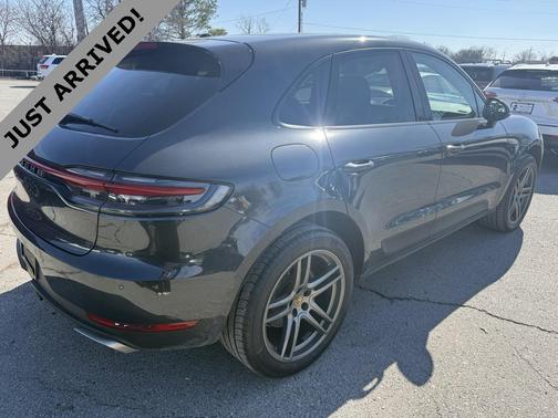 2020 Porsche Macan Base